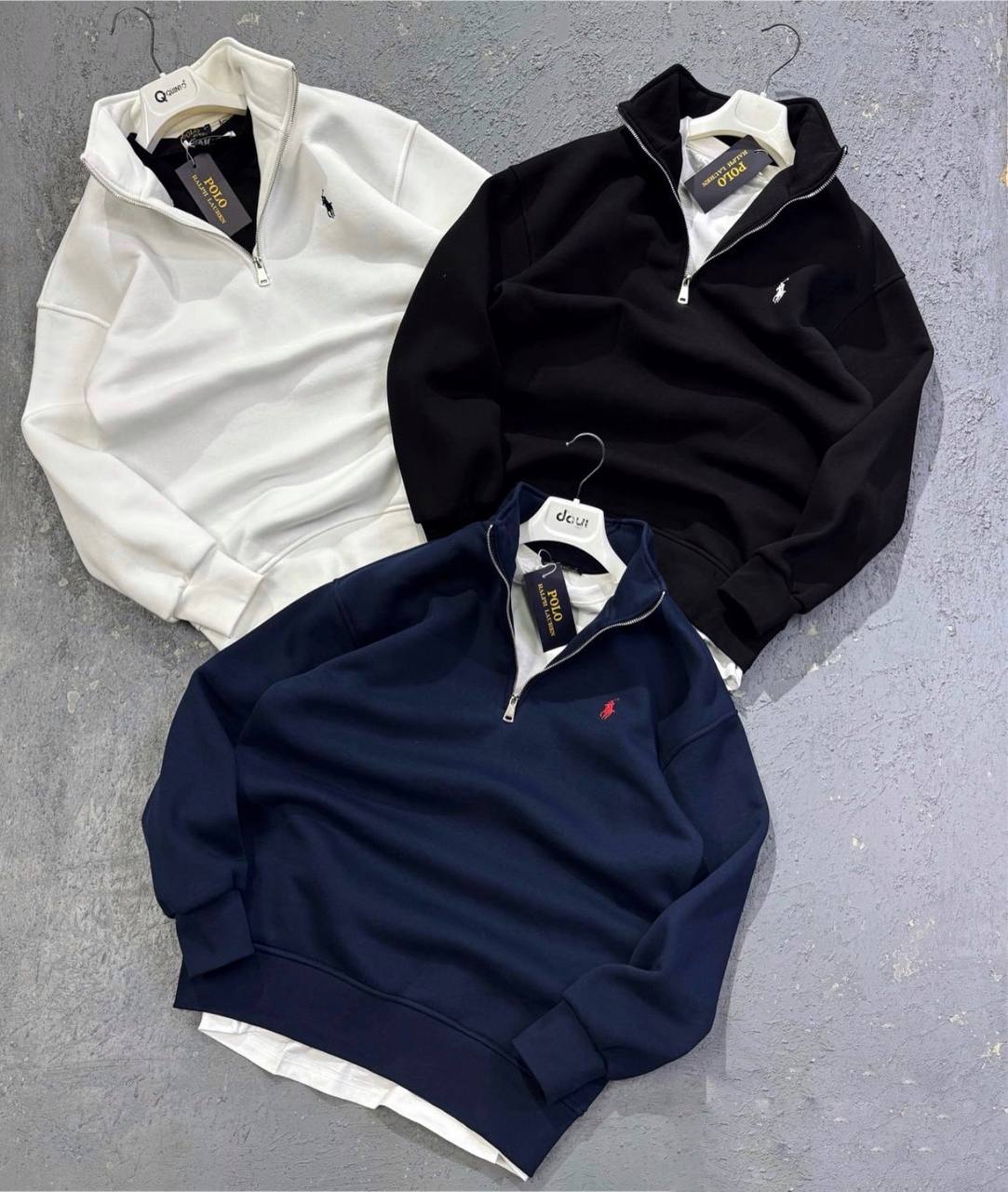 Pull demi-zip